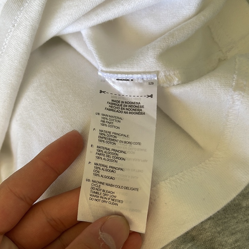 Adidas TSHIRT - Picture 10 of 10